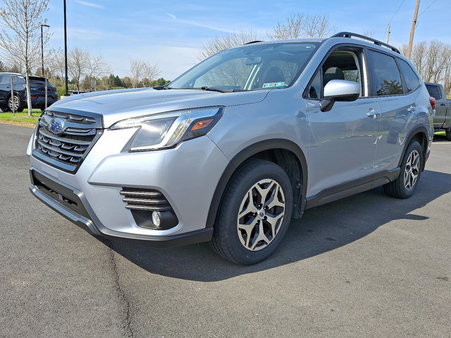 Certified 2023 Subaru Forester Premium image 3