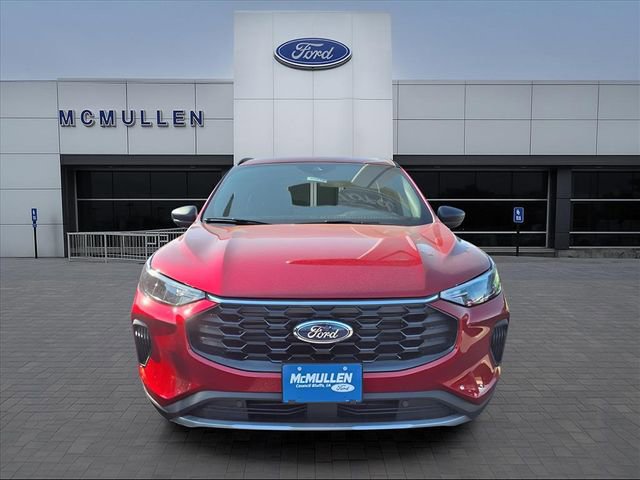 Used 2026 Ford Escape ST-Line w/ Tech Pack #1 AWD/4WD image 5
