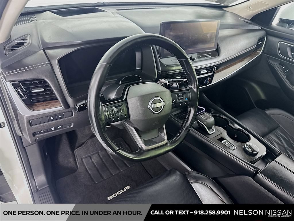 Certified 2026 Nissan Rogue Platinum w/ Tech Package AWD/4WD image 9