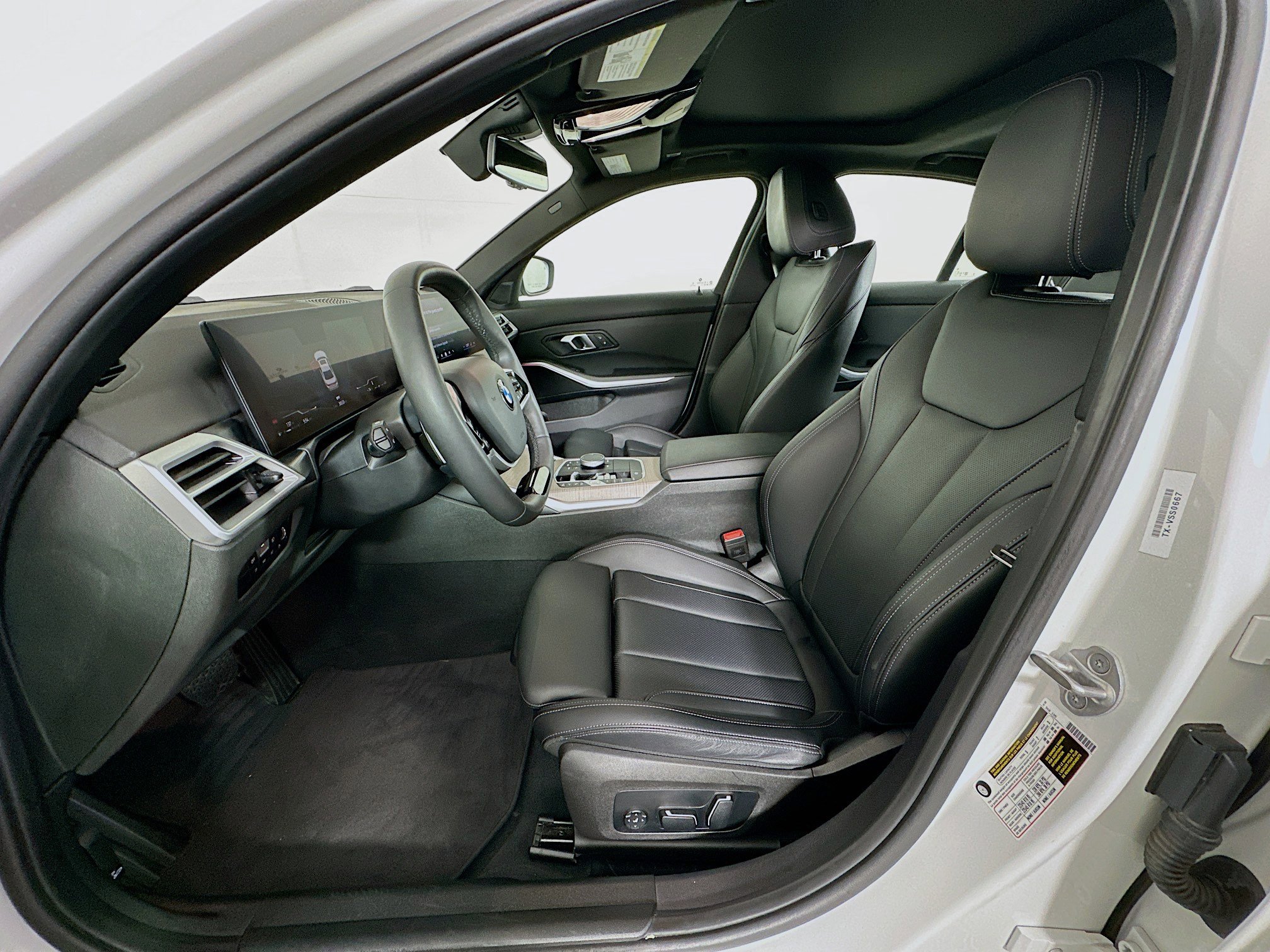 Used 2025 BMW 330i Sedan image 13