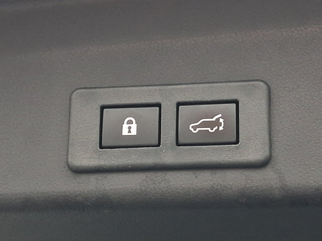 Used 2023 Subaru Ascent Touring AWD/4WD image 33