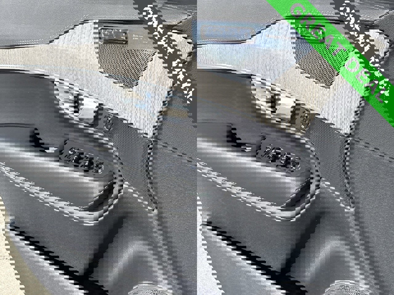 Used 2022 Volvo XC90 T6 Inscription w/ Advanced Package image 28