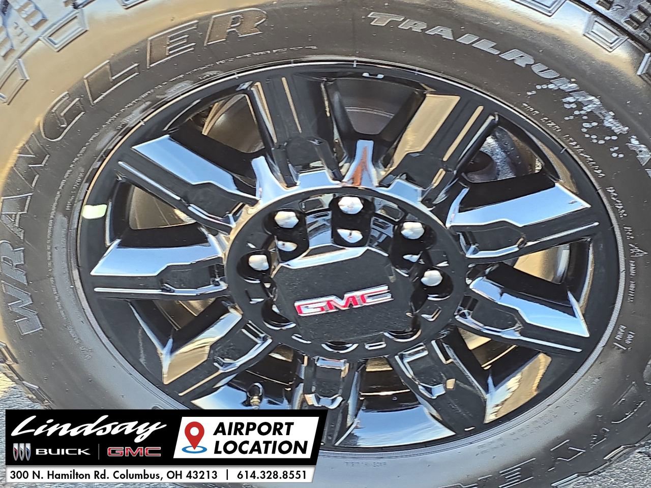 New 2026 GMC Sierra 2500 AT4 w/ AT4 Premium Plus Package image 34