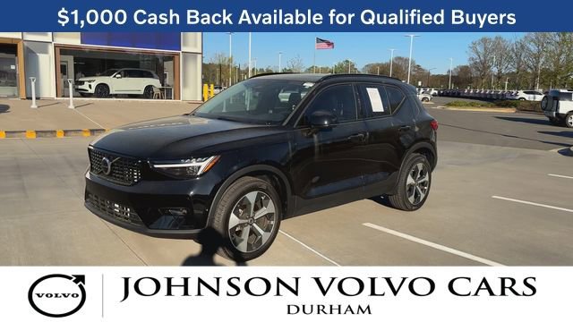 New 2026 Volvo XC40 B5 Plus w/ Protection Package Premier AWD/4WD image 4