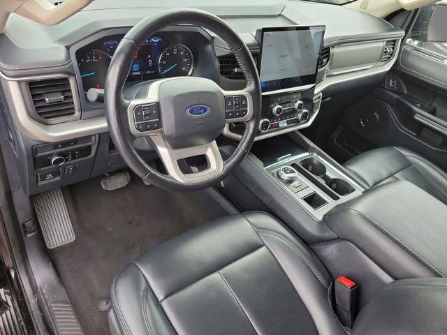 Used 2024 Ford Expedition Max XLT image 8