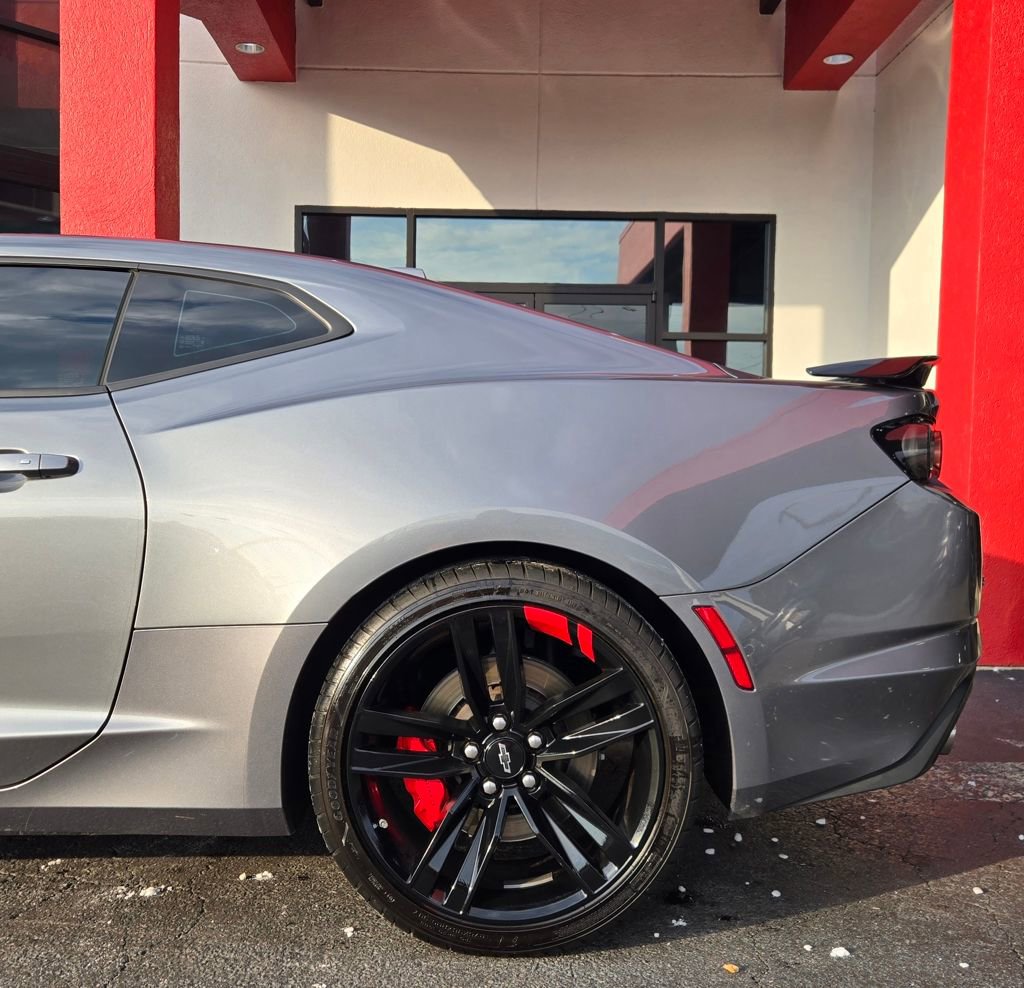 Used 2021 Chevrolet Camaro SS w/ Redline Edition RWD image 6