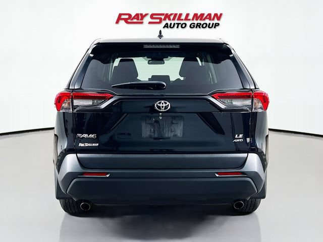 Used 2022 Toyota RAV4 LE AWD/4WD image 6