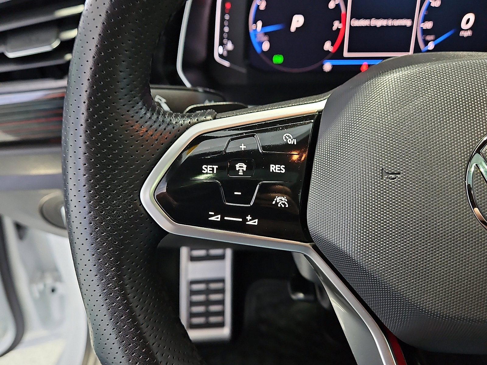 Used 2024 Volkswagen Jetta GLI Autobahn image 18