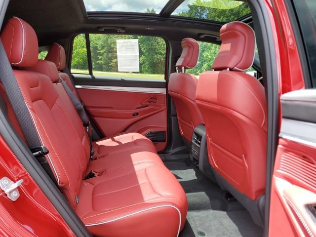 Used 2024 Jeep Wagoneer Launch Edition AWD/4WD image 23