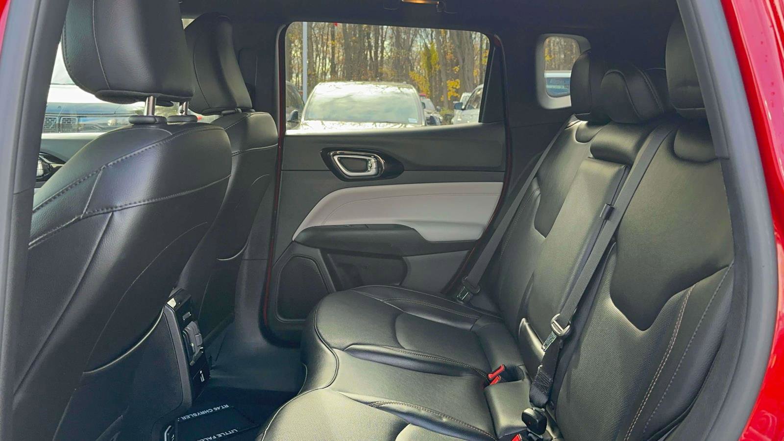 Used 2023 Jeep Compass Limited w/ Elite Group image 10