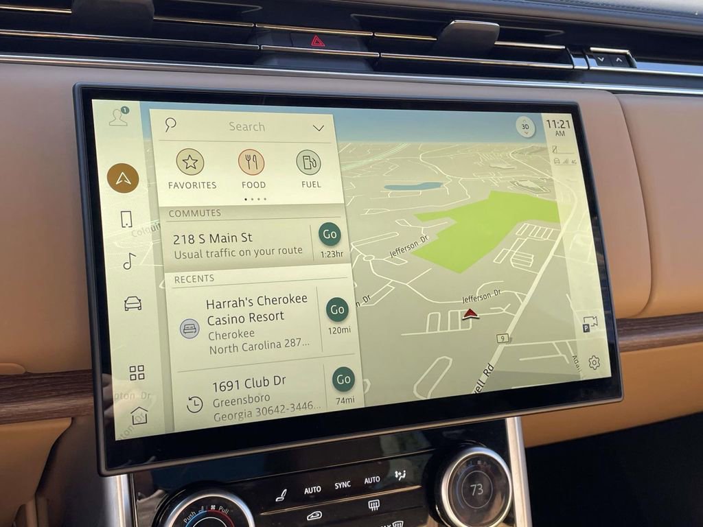 Used 2023 Land Rover Range Rover SE image 28