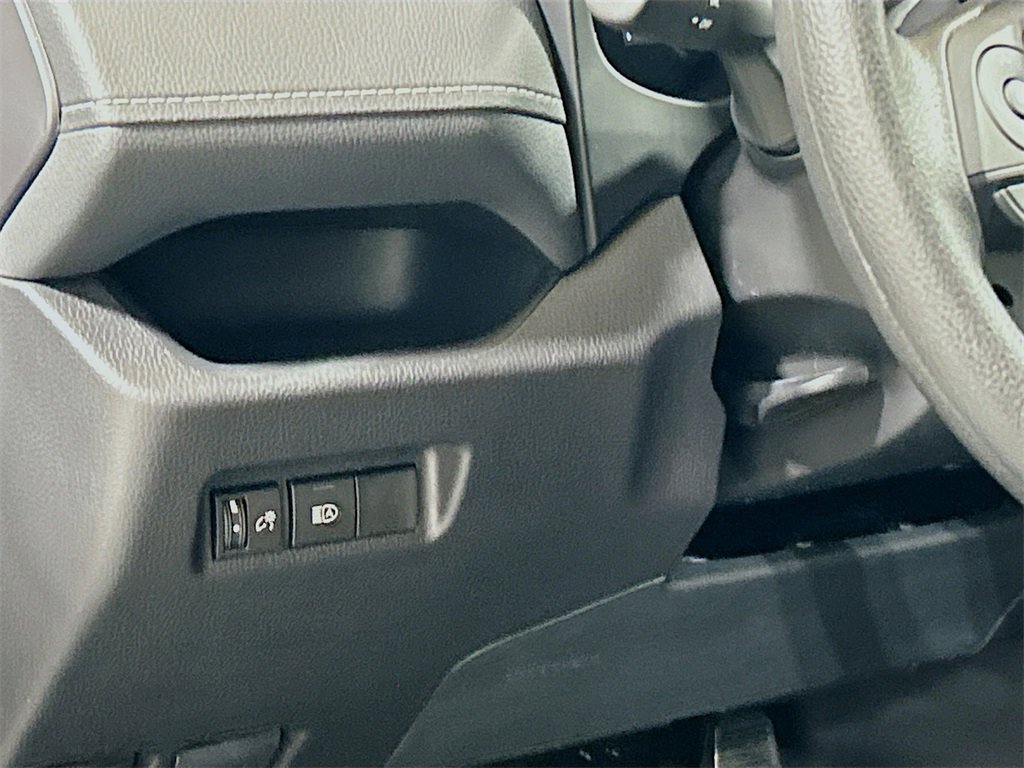 New 2025 Toyota RAV4 LE image 10