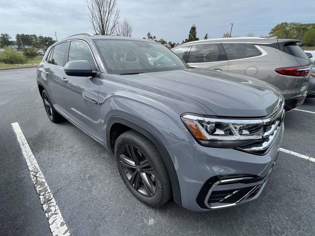 Used 2022 Volkswagen Atlas Cross Sport SEL R-Line image 1