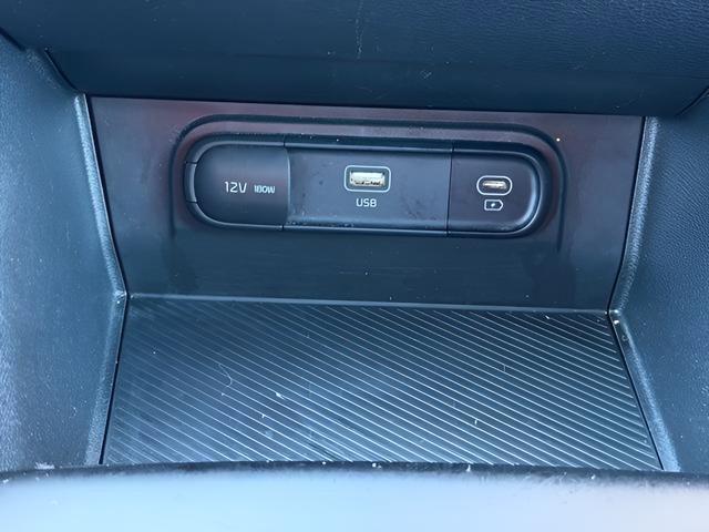 Used 2023 Kia Sportage LX image 36