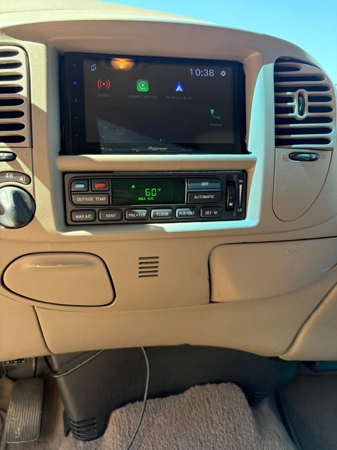 Used 2002 Ford F150 King Ranch AWD/4WD image 9