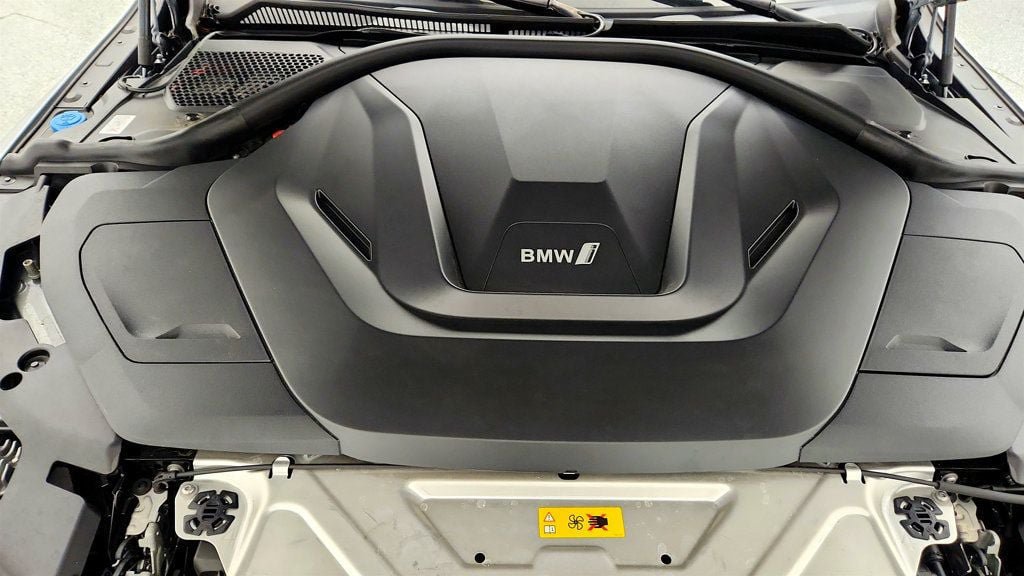 Used 2023 BMW i4 eDrive35 w/ Premium Package RWD image 28