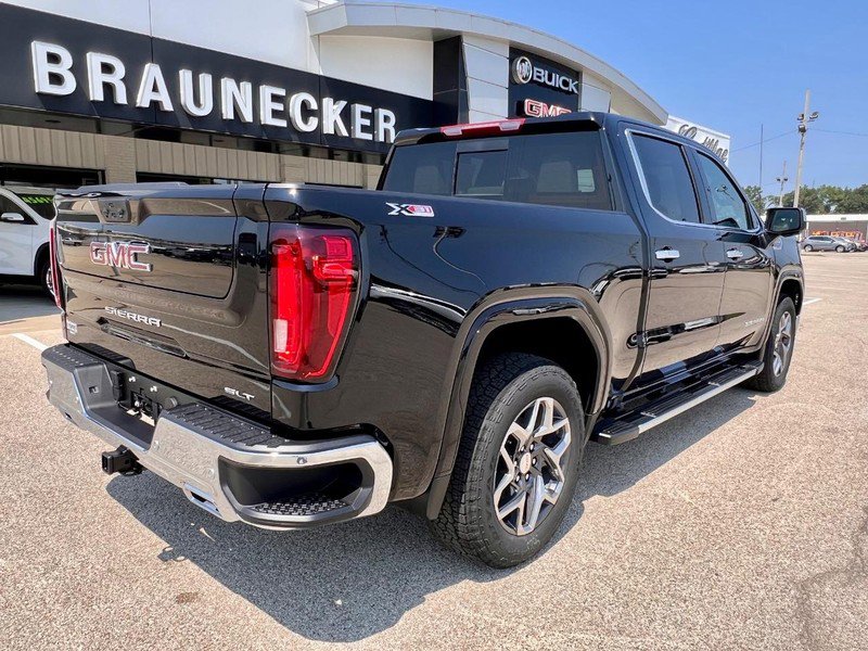 New 2026 GMC Sierra 1500 SLT w/ SLT Premium Plus Package image 4