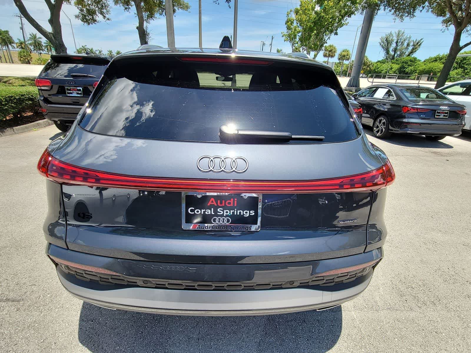 Used 2025 Audi Q5 Premium Plus w/ Premium Plus AWD/4WD image 13