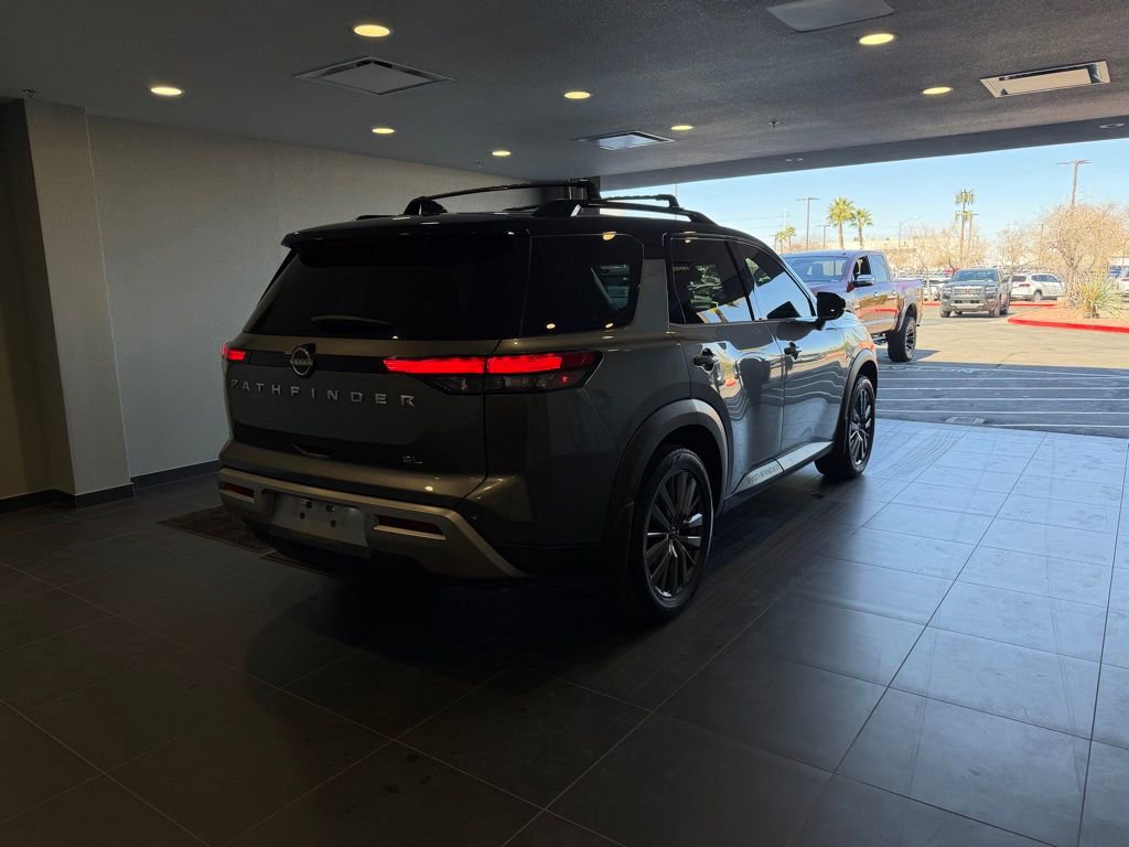 Used 2022 Nissan Pathfinder SL w/ SL Premium Package image 7