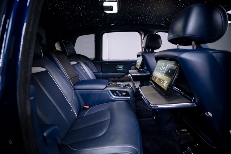 Used 2020 Rolls-Royce Cullinan AWD/4WD image 34