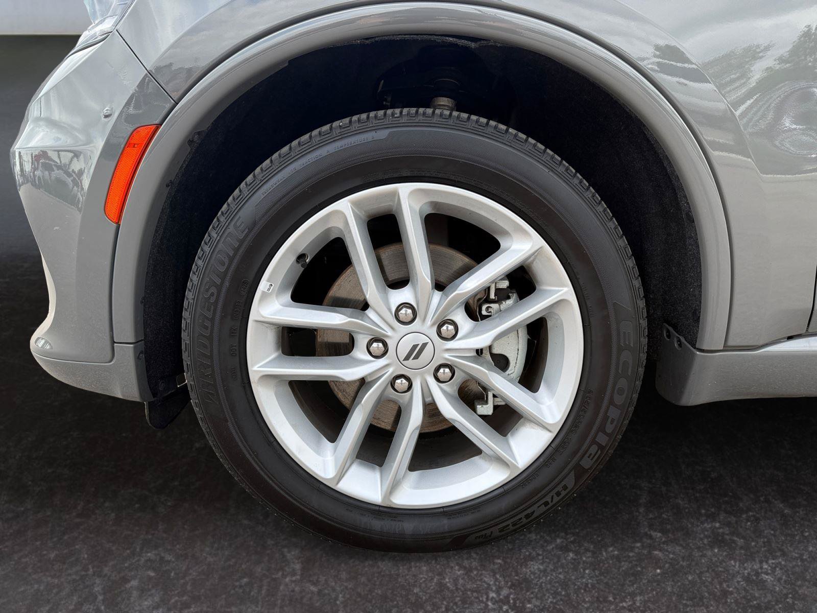Used 2025 Dodge Durango GT AWD/4WD image 27