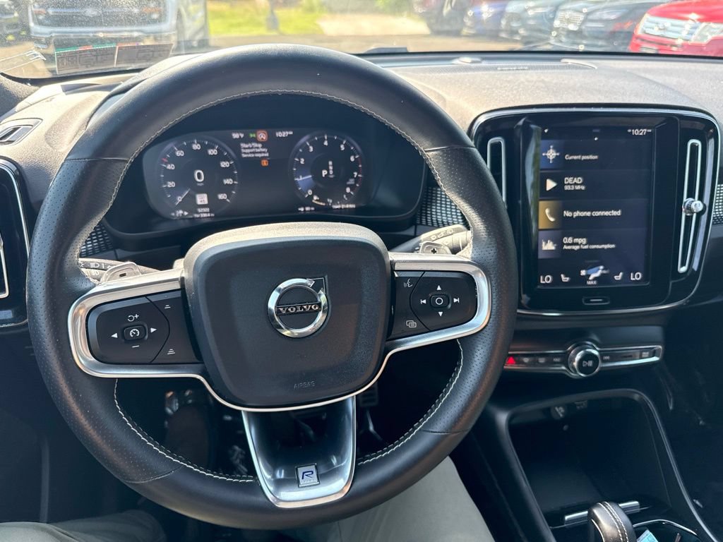 Used 2020 Volvo XC40 T5 R-Design w/ Protection Package AWD/4WD image 9