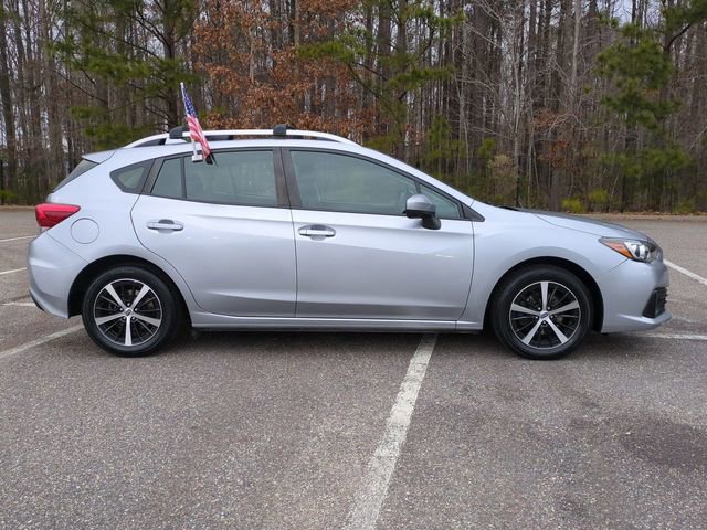 Used 2022 Subaru Impreza Premium image 3