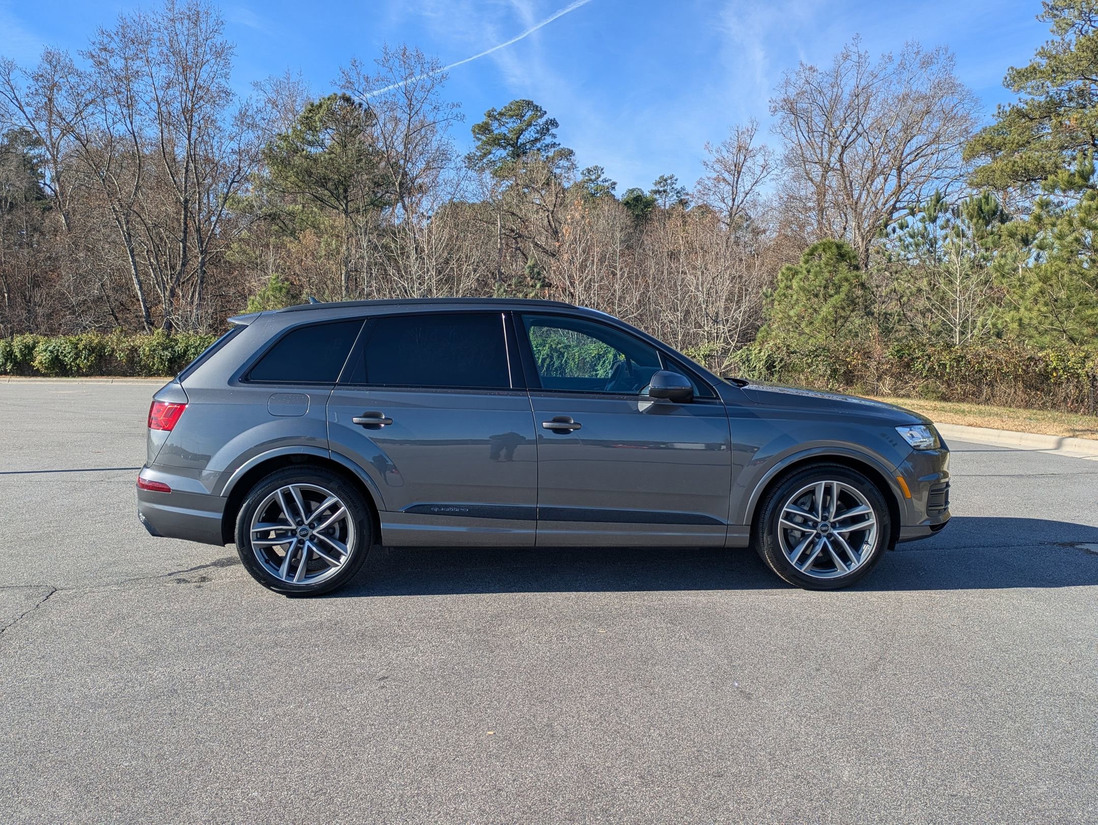 Used 2018 Audi Q7 3.0T Prestige w/ Prestige Package image 4