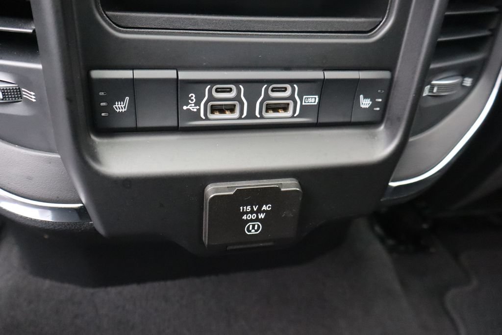 Used 2019 RAM 1500 Laramie AWD/4WD image 28