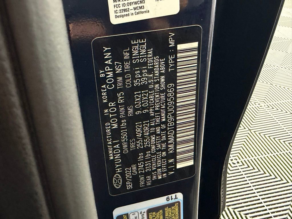 Used 2023 Genesis GV70 2.5T w/ Sport Prestige Package image 38