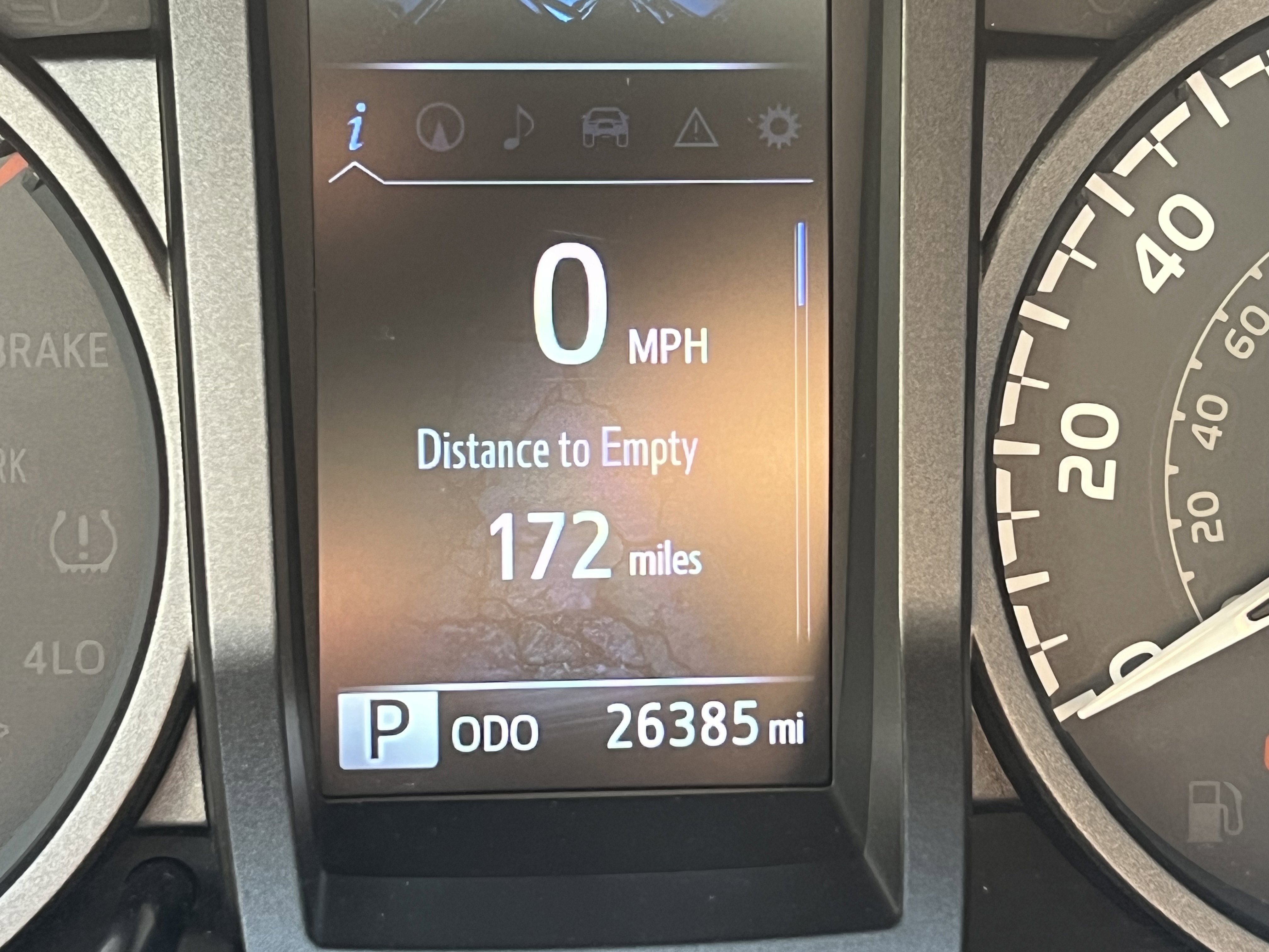 Used 2018 Toyota Tacoma TRD Sport image 18