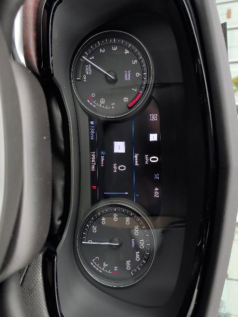 Used 2025 Cadillac XT5 Sportv w/ Technology Package AWD/4WD image 8