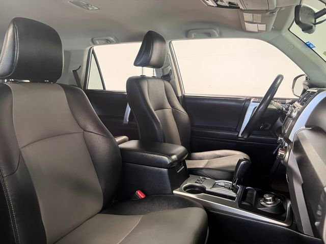 Used 2018 Toyota 4Runner SR5 Premium image 10