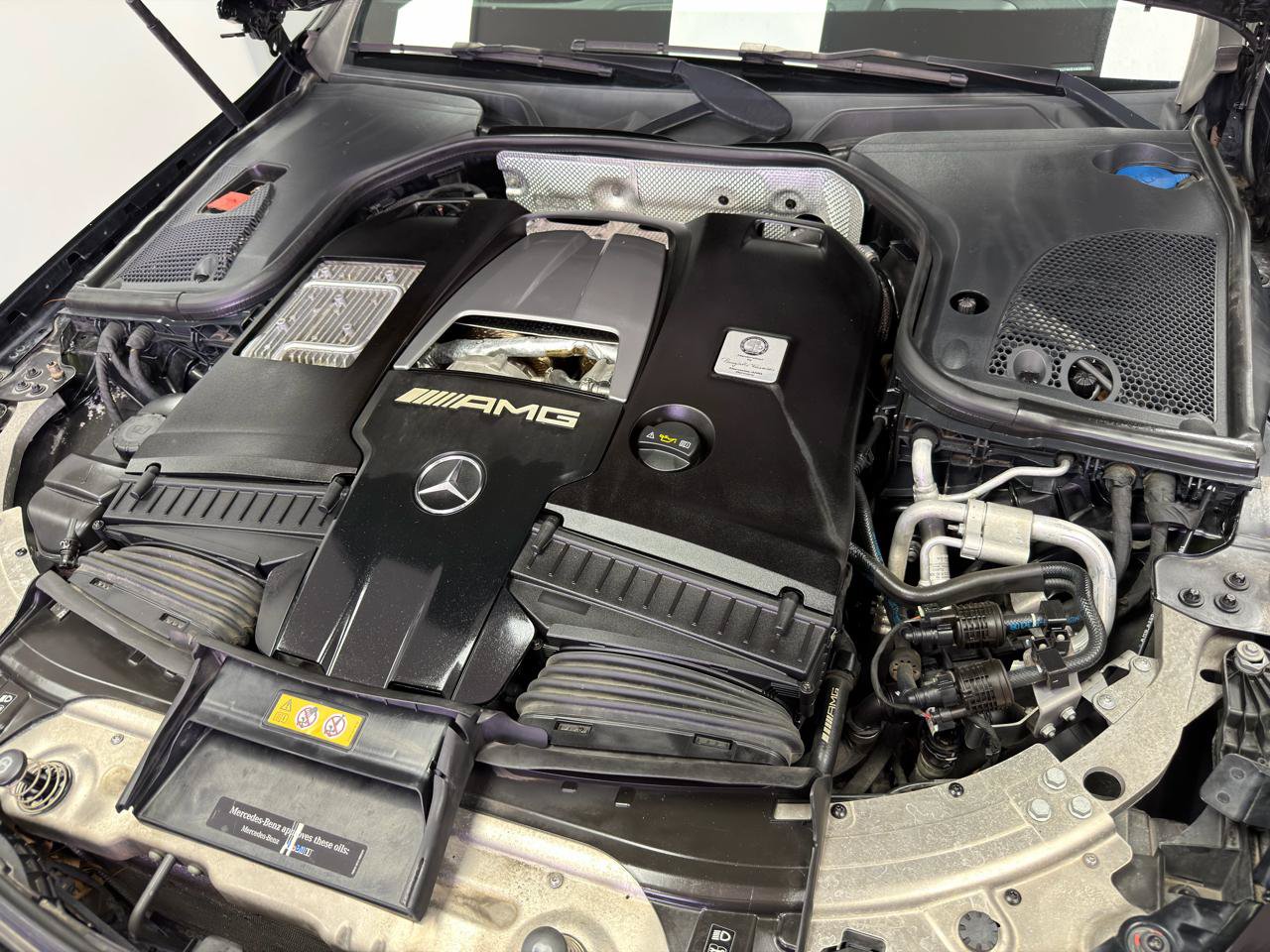 Used 2018 Mercedes-Benz E 63 AMG S image 38