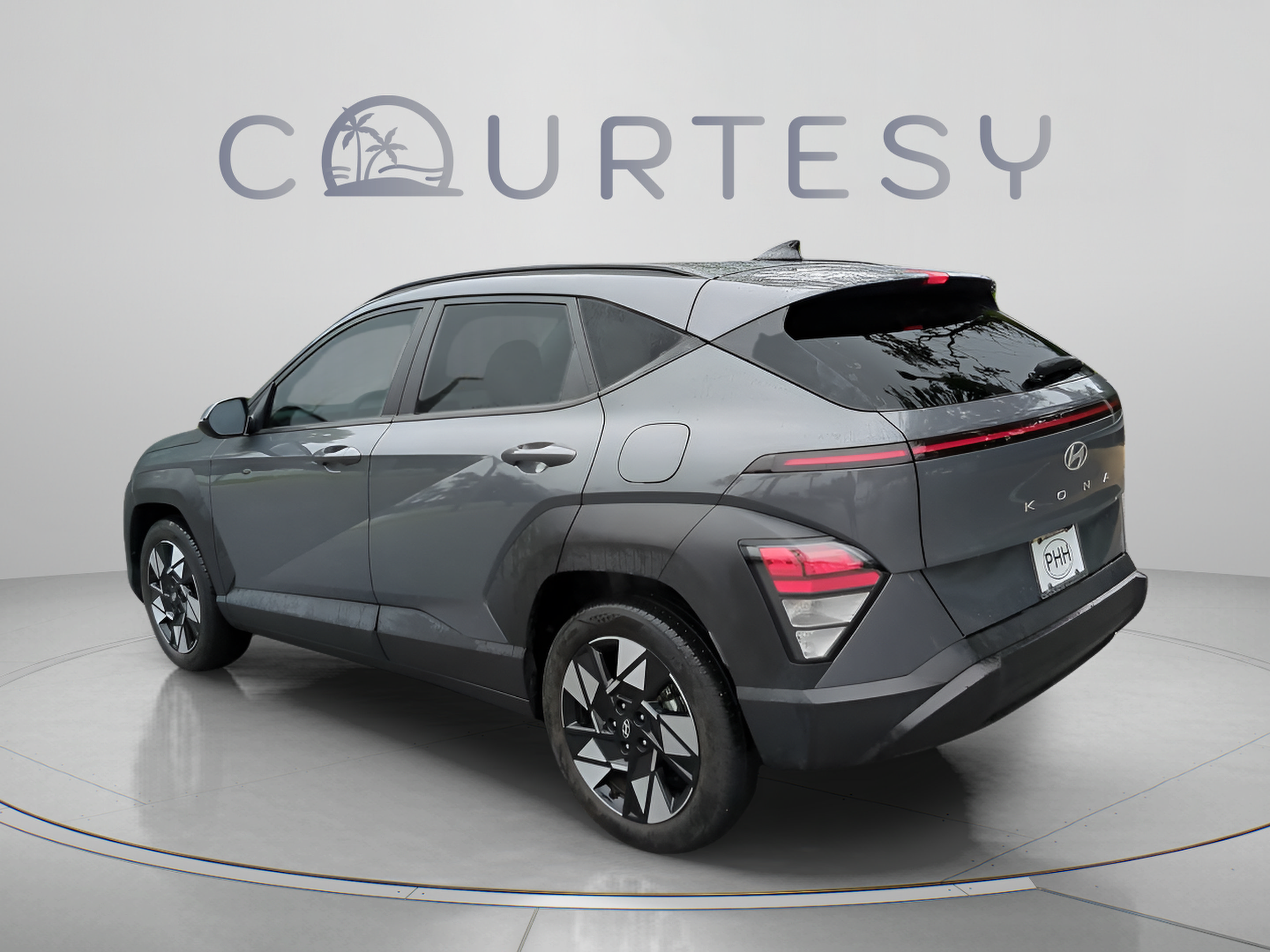 Used 2025 Hyundai Kona SEL FWD image 5
