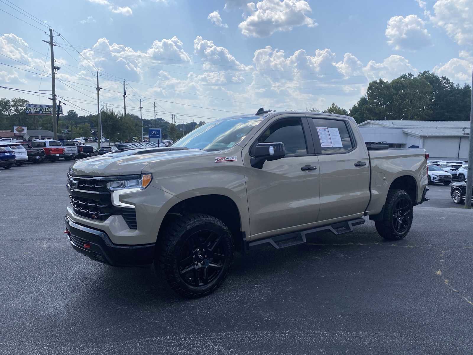 Used 2022 Chevrolet Silverado 1500 LT Trail Boss w/ LT Trail Boss Premium Package image 14