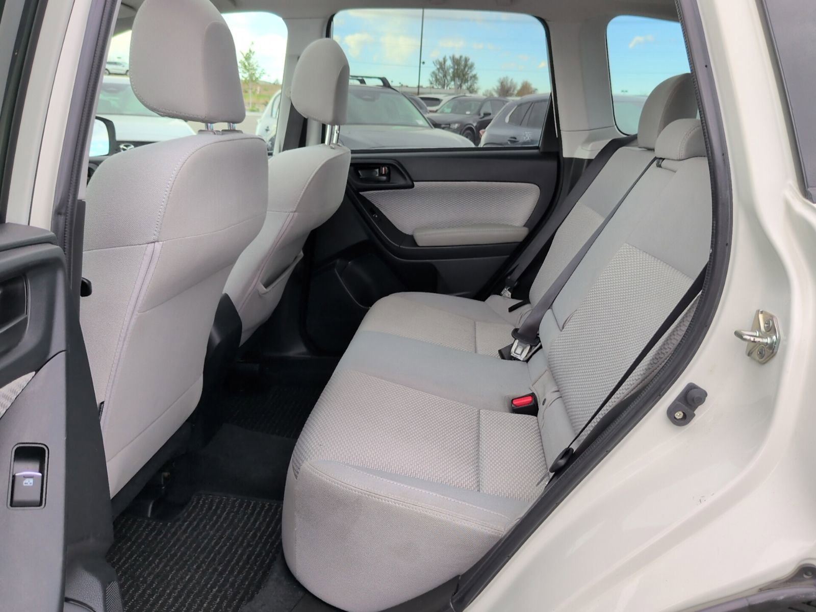 Used 2018 Subaru Forester 2.5i Premium AWD/4WD image 10