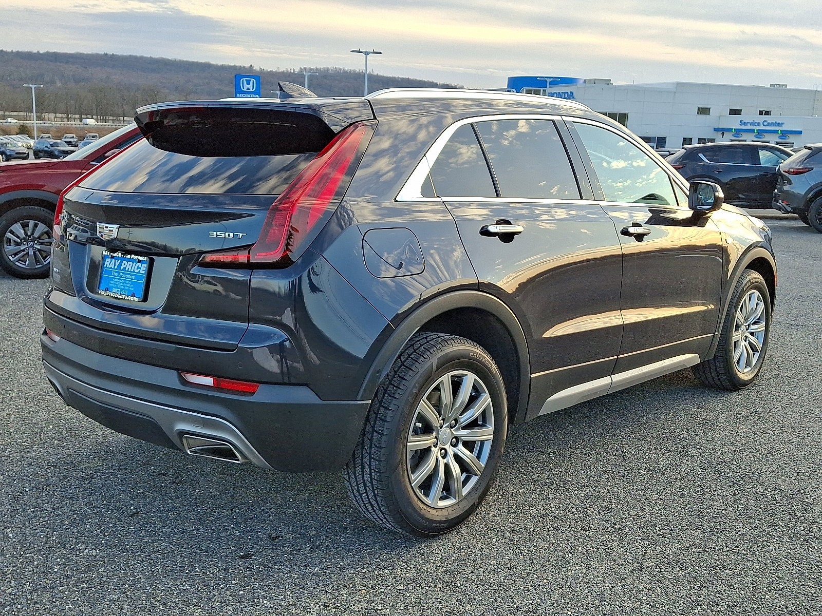 Used 2022 Cadillac XT4 Premium Luxury w/ Enhanced Visibility Package image 6