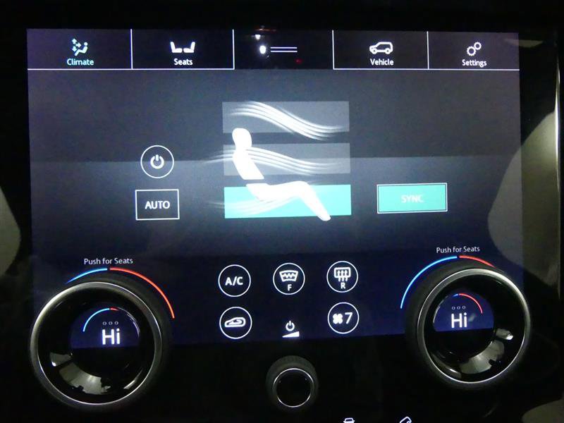 Used 2019 Land Rover Range Rover Velar R-Dynamic HSE image 20