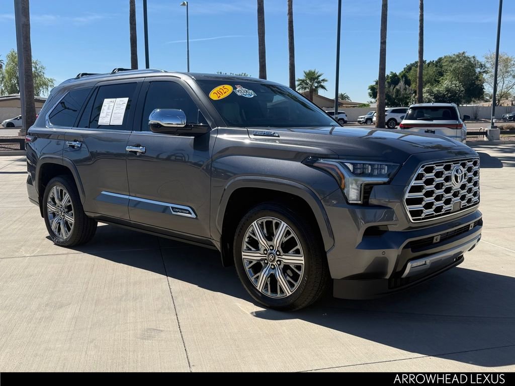 Used 2025 Toyota Sequoia Capstone image 9