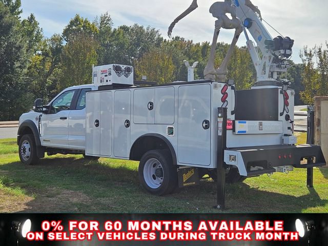 New 2025 Ford F550 4x4 SuperCab Super Duty image 4