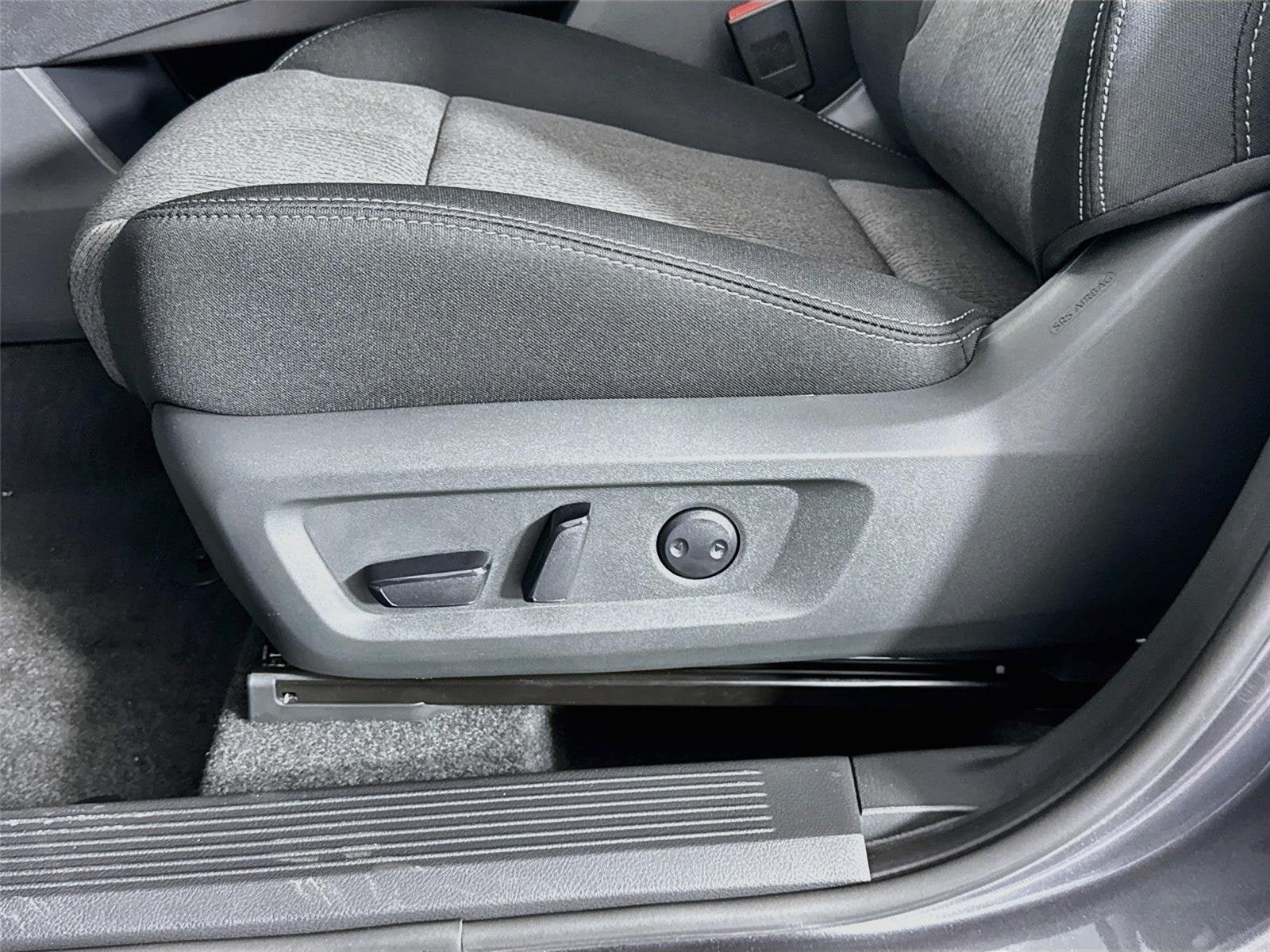 New 2026 Nissan Rogue SV FWD image 19