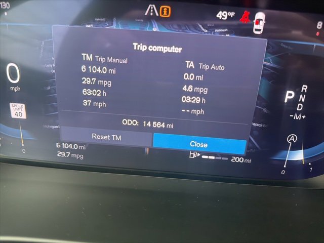 Certified 2025 Volvo XC40 B5 Plus image 20