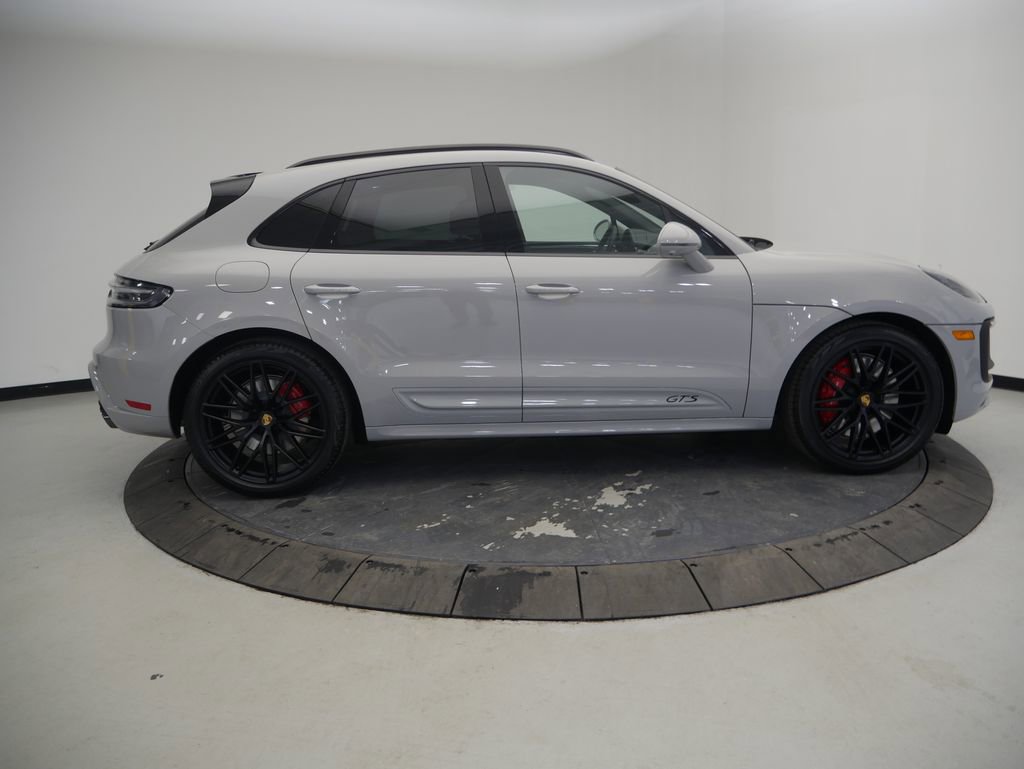 New 2026 Porsche Macan GTS AWD/4WD image 8