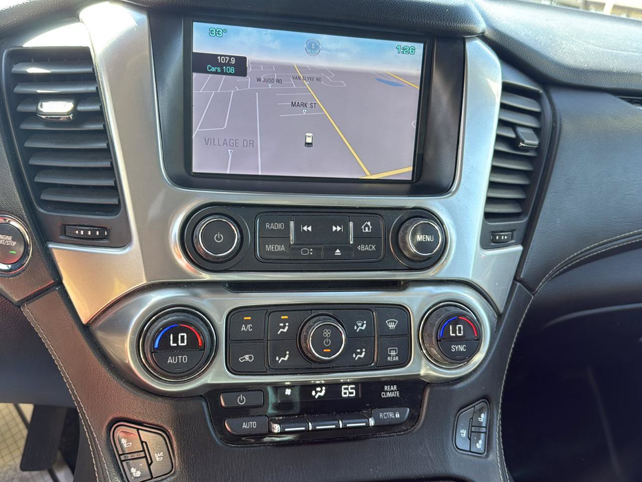 Used 2015 Chevrolet Suburban LTZ AWD/4WD image 19