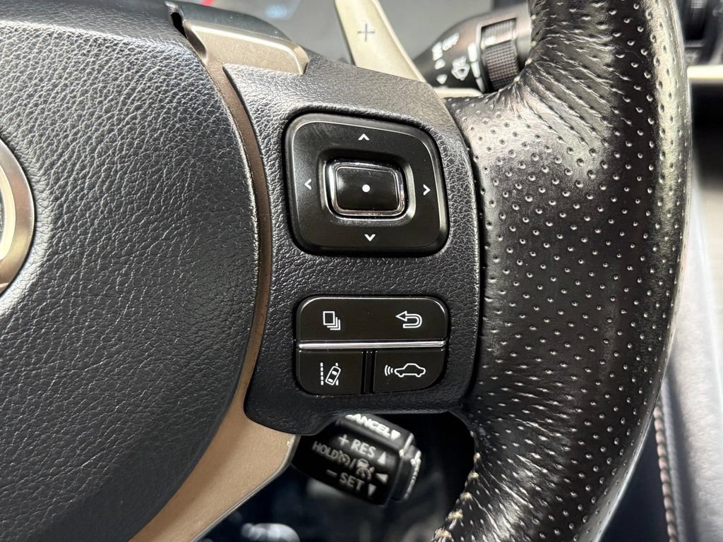 Used 2019 Lexus IS 300 F Sport w/ F Sport Package AWD/4WD image 29