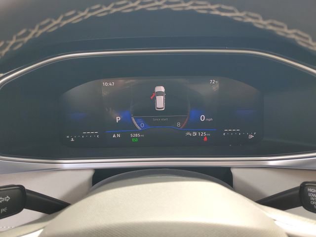 Used 2025 Volkswagen Taos SE w/ Panoramic Sunroof Package image 21