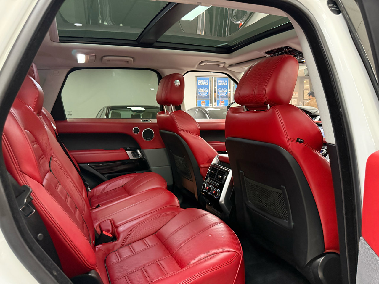 Used 2017 Land Rover Range Rover Sport Autobiography image 23