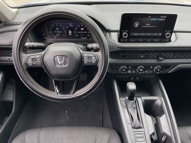Used 2025 Honda Accord LX image 10