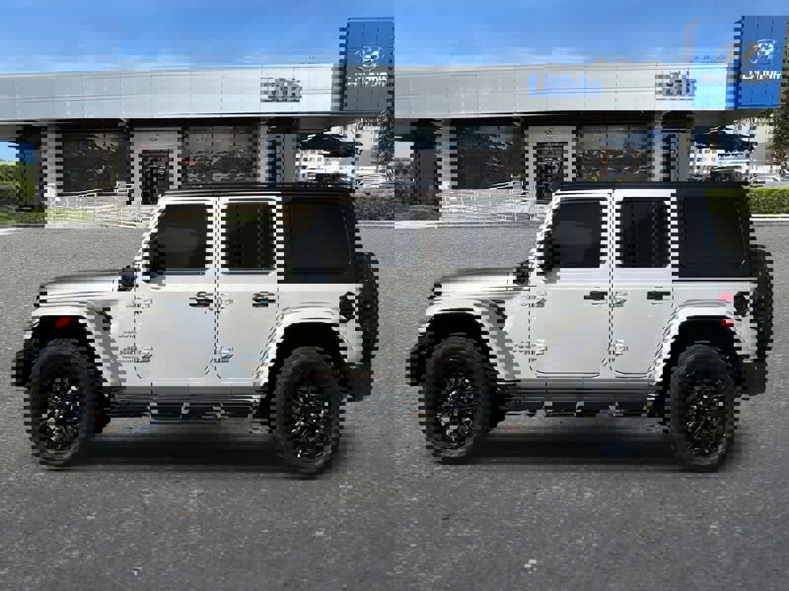 Used 2023 Jeep Wrangler Sahara image 6